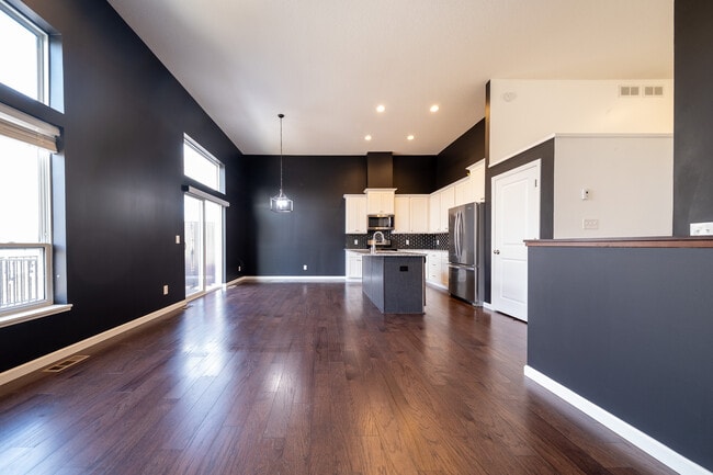 Foto del edificio - 13369 Bronze Pkwy