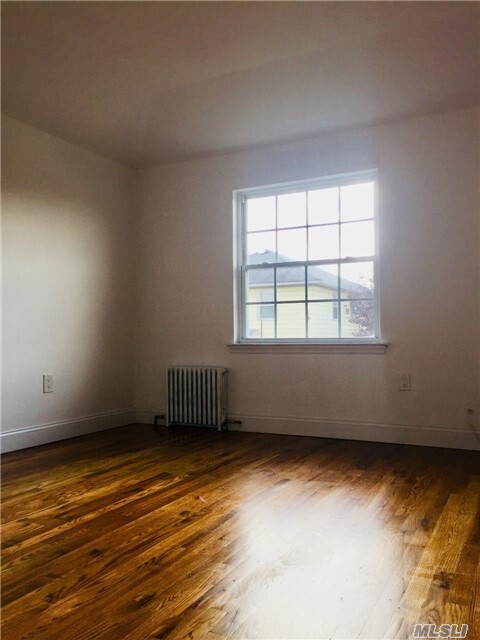 Building Photo - 132-42 59th Ave