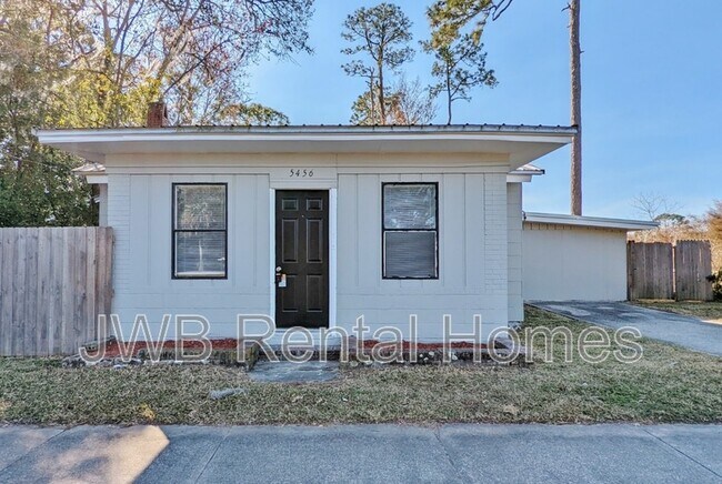 Building Photo - 5456 Timuquana Rd