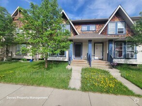 Building Photo - 6041-6214 214 St