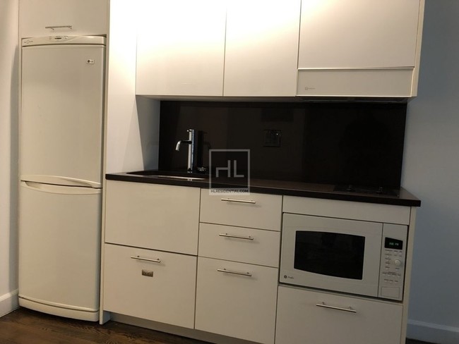 Building Photo - Prime Upper West Side Luxury studio Apt