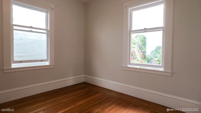 Foto del edificio - 2238 Lakeshore Ave