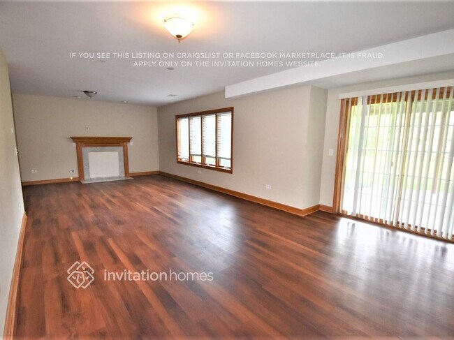 Foto del edificio - 8172 Parkview Ln