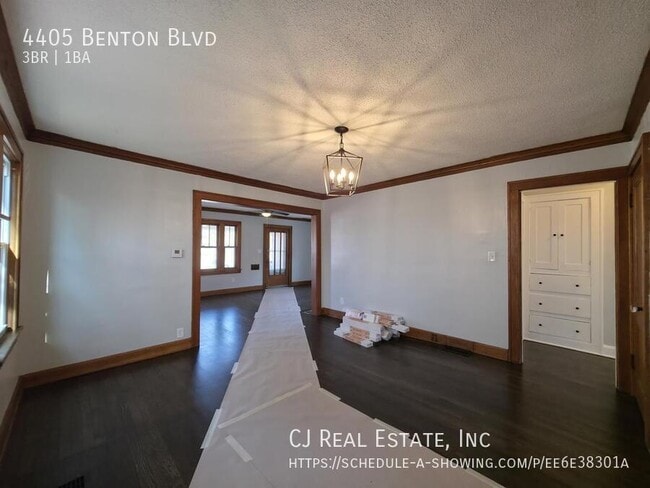Foto del edificio - 4405 Benton Blvd
