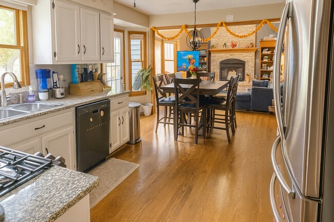 Foto del edificio - 585 Casey Ct