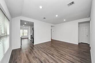 Building Photo - 32615 Orchard Haze Dr