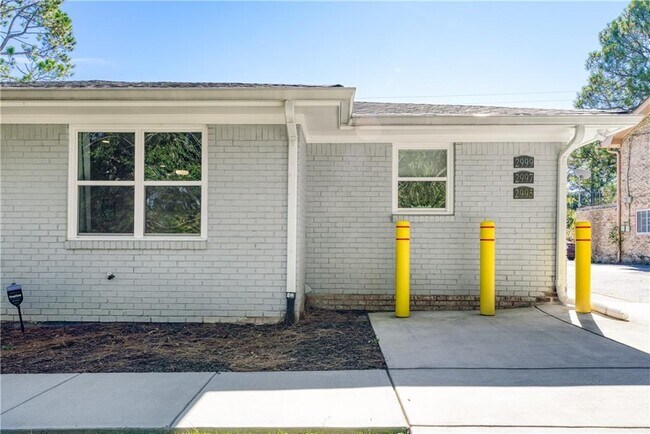 Foto del edificio - 2997 Whispering Hills Ct