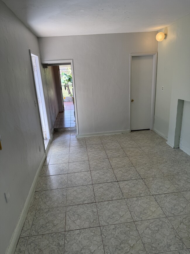 Studio - 6387 Coral Way