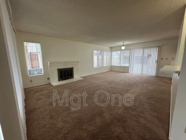 Photo - 23575 Parkland Ave. House