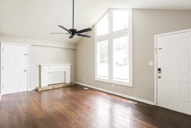 Foto del edificio - 3248 Larabee Ln