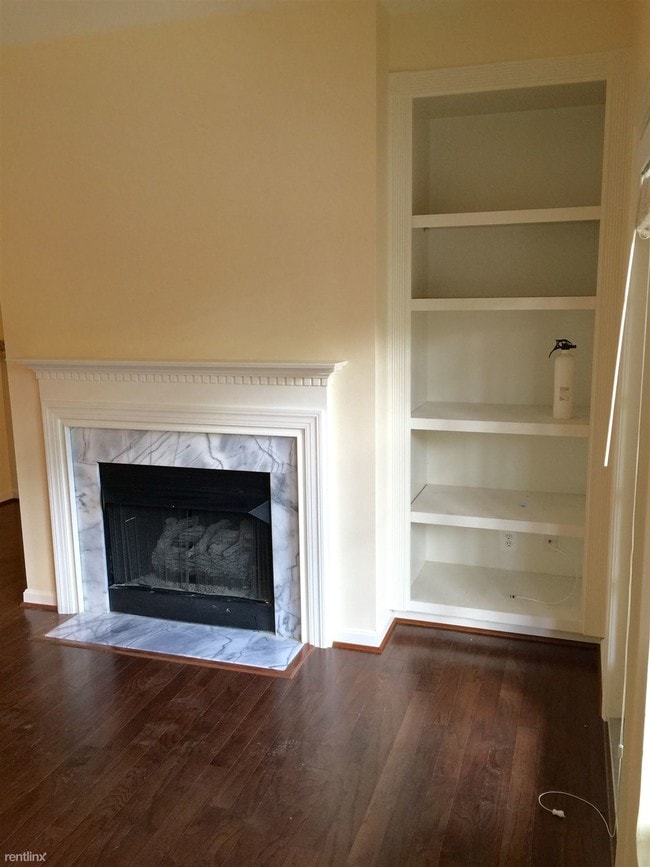 Building Photo - 119 Westwick Ct
