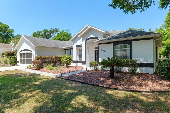 Building Photo - 19395 SW 100th Loop