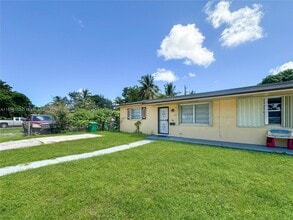 Building Photo - 1050 NW 103rd St