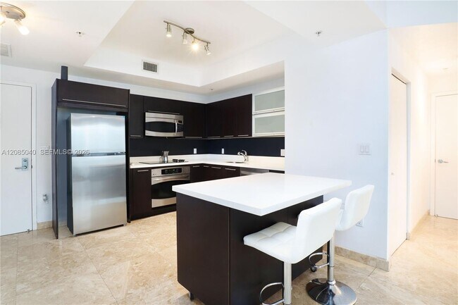 Foto del edificio - 90 SW 3rd St