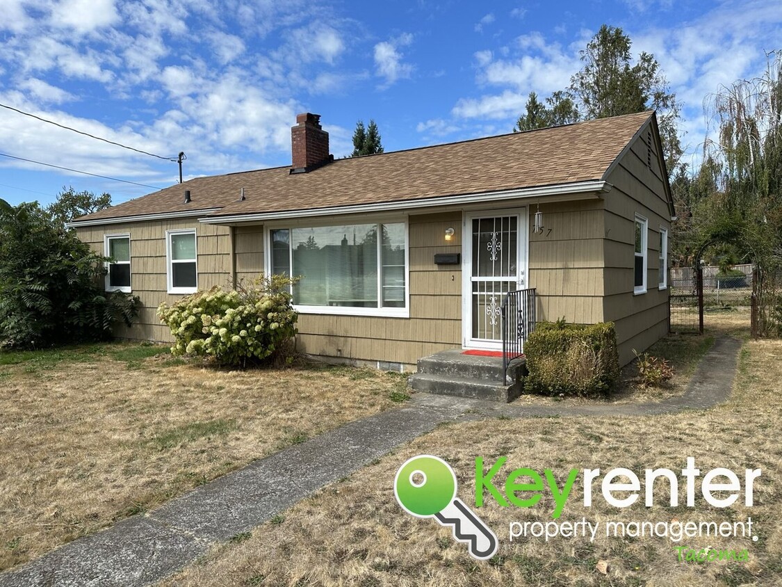 Foto principal - Cozy Tacoma 2Bed/2Bath Rambler Style House