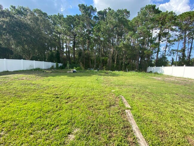 Foto del edificio - 6333 Paria Ct