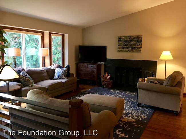 Building Photo - 4 br, 3 bath House - 11331 19th Ave NE