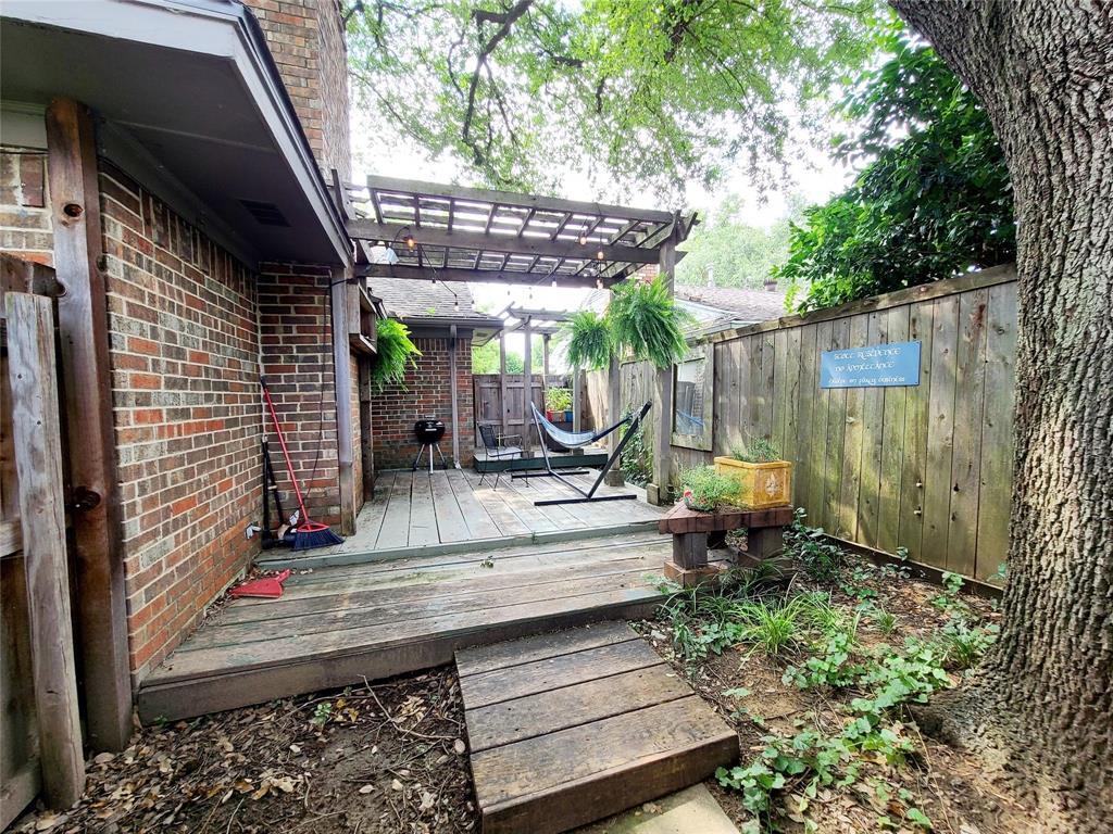 Foto del edificio - 7546 Brentcove Cir