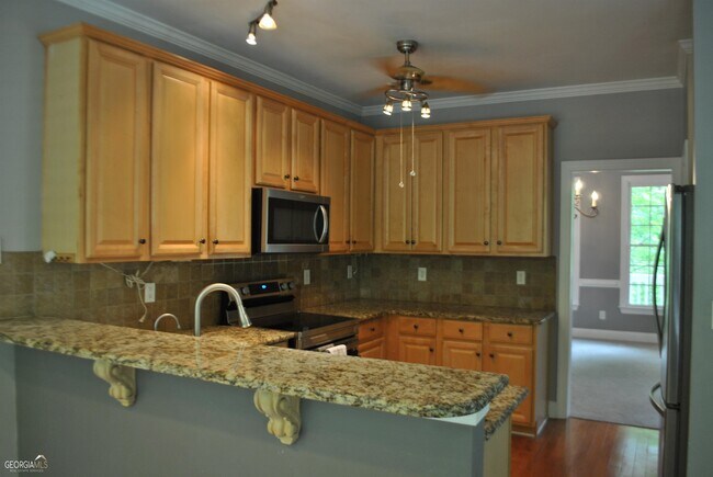 Foto del edificio - 5250 Lanier Ln