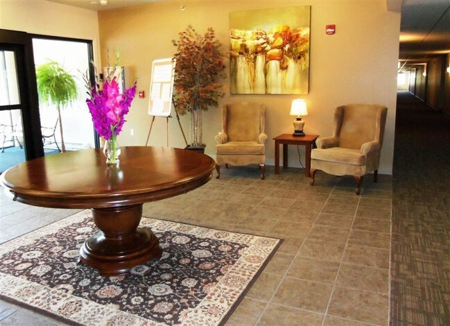 Foto del edificio - 300 N Terrace Blvd