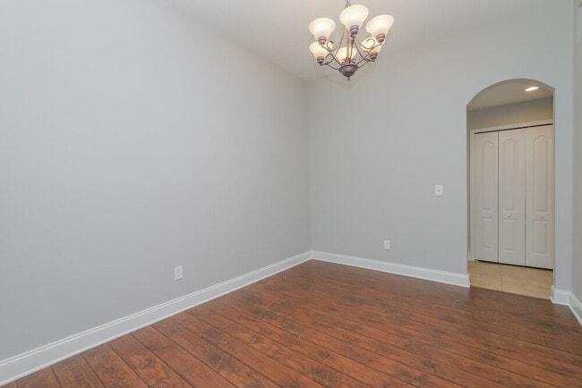 Building Photo - 2709 Billingham Dr