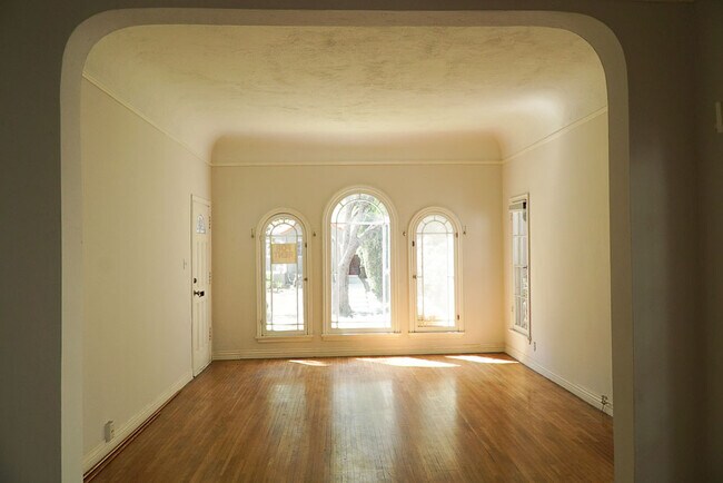 Foto del edificio - 1210 S Citrus Ave