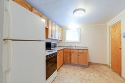Building Photo - 2 br, 1 bath Condo - 145 commercial street