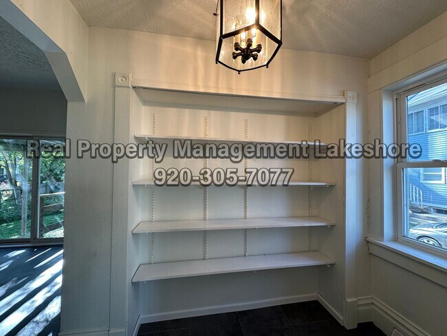 Foto del edificio - Updated Home Close to UWO