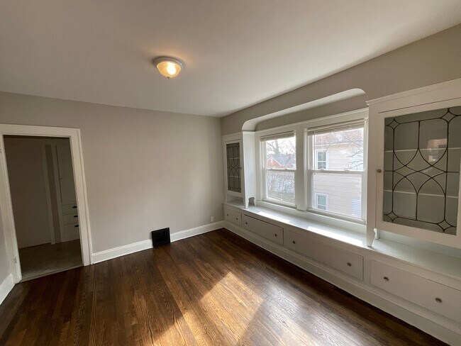 Foto del edificio - 19824 Pasnow Ave