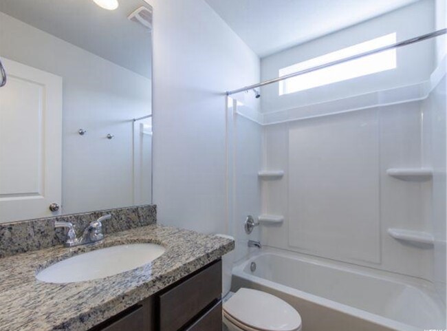 Building Photo - 364 S 780 E