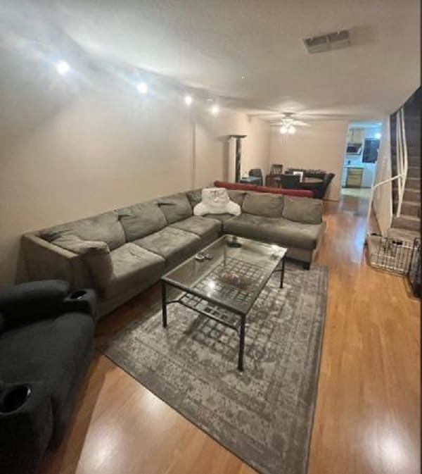 5820 Yolanda Ave, Tarzana, CA 91356 Townhome Rentals in Tarzana CA