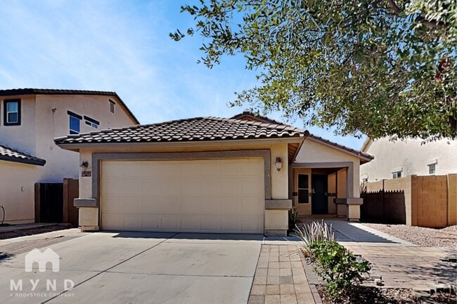 Building Photo - 1423 E Poncho Ln