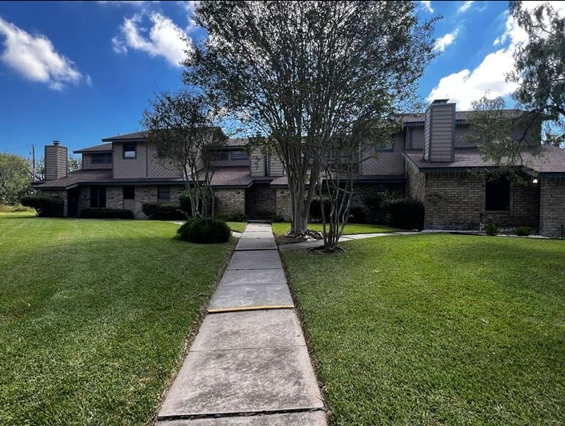 Building Photo - 5118 Middlecoff Cir