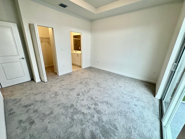 Foto del edificio - 1355 SE 7th Ter