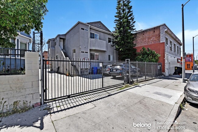 Building Photo - 1050 S Burlington Ave
