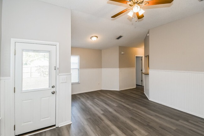 Building Photo - 278 Carriann Cove Ct