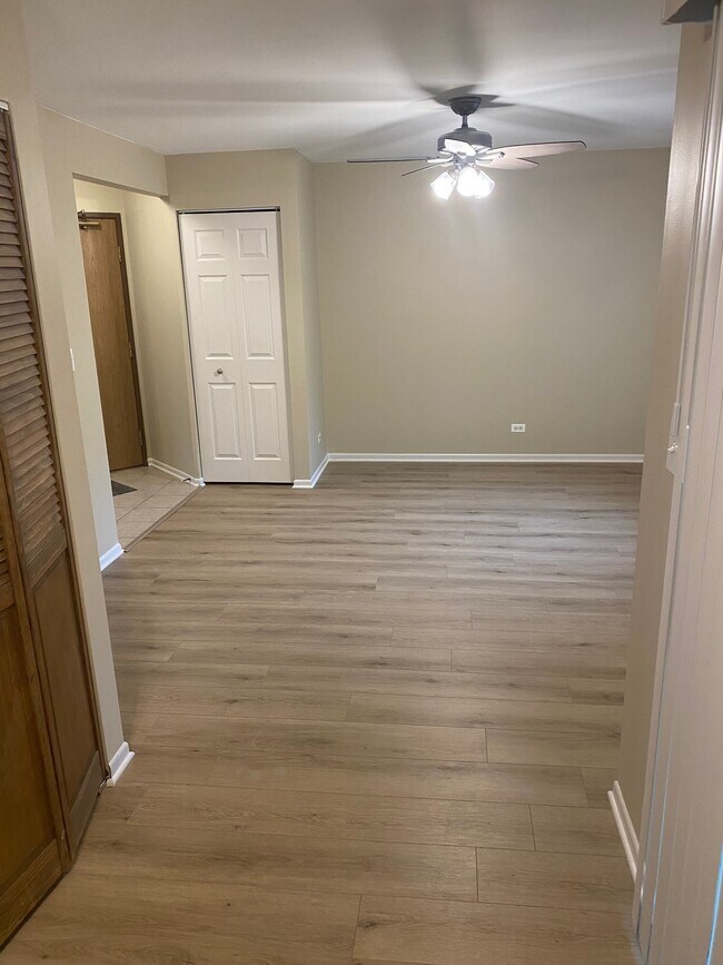 Foto del edificio - 15 Gant Cir