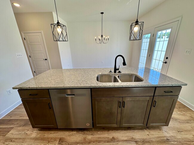 Building Photo - 1380 Appaloosa Ct