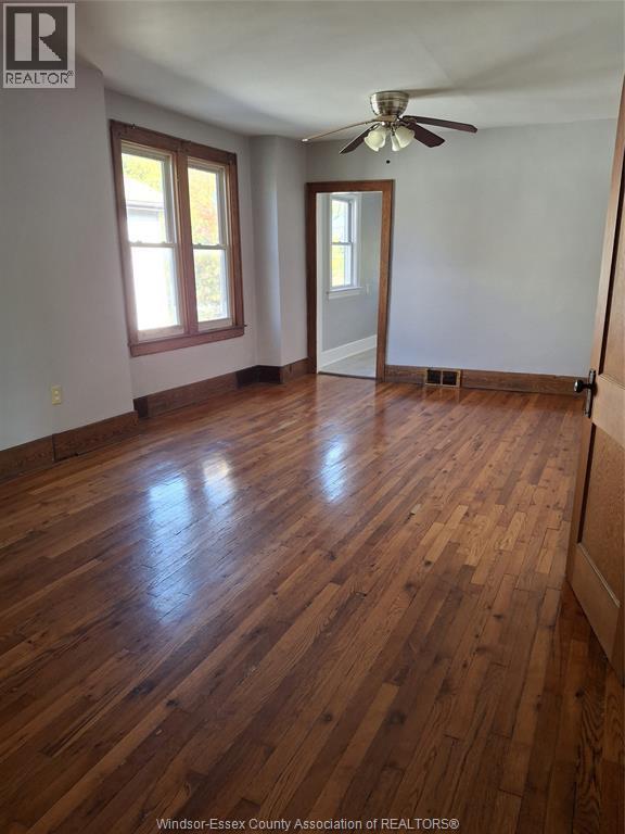 Photo du bâtiment - 368 HALL