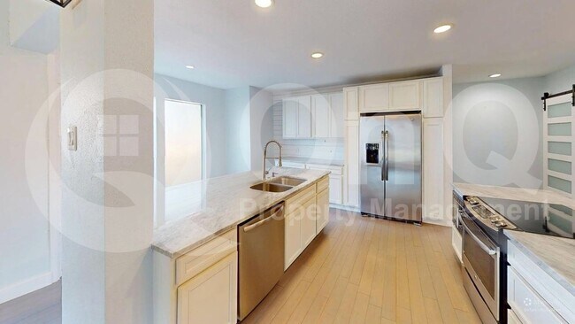 Foto del edificio - 5805 Ranger Dr