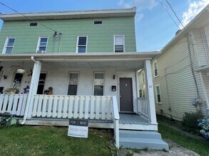 Building Photo - 37-39 Boone St