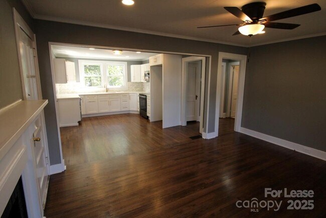 Foto del edificio - 39 Walnut Ave NW