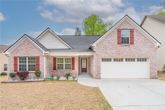 Building Photo - 5660 Crest Hill Dr NE