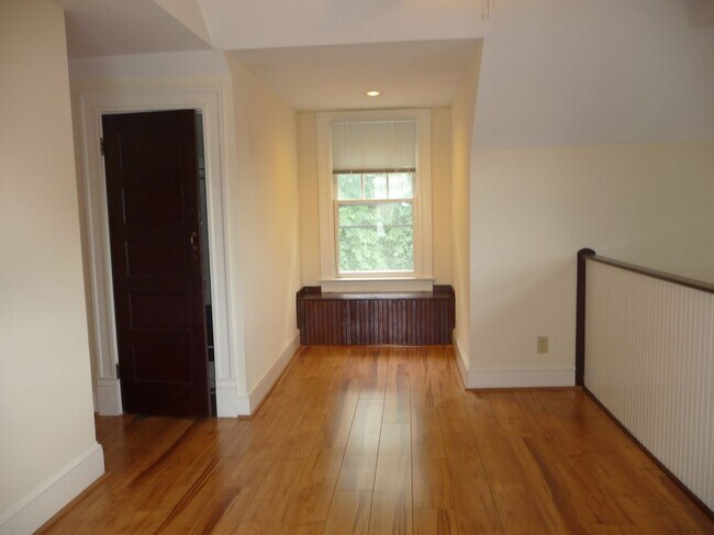 Foto del edificio - 1311 Sunken Rd