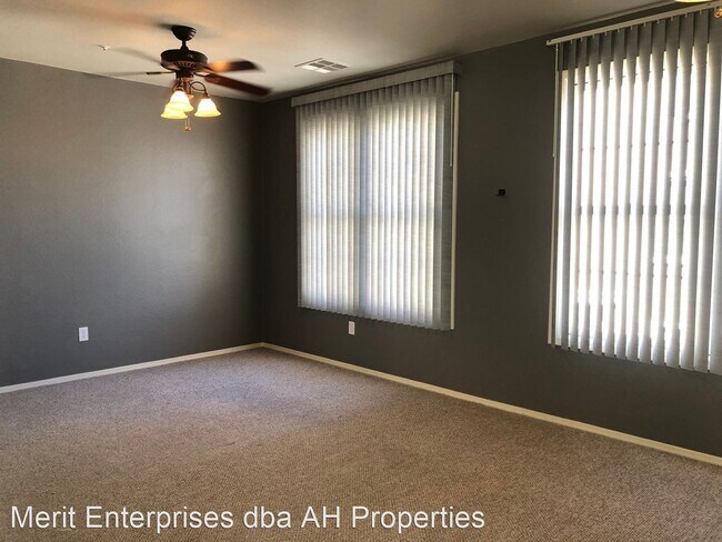 Foto del edificio - 3 br, 2.5 bath House - 2792 S BAHAMA DR