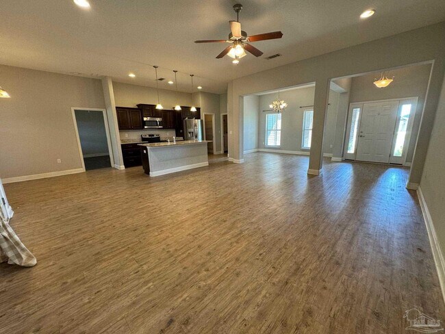 Building Photo - 8570 Holley Hills Cir