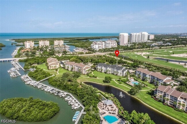 Foto del edificio - 340 Horse Creek Dr