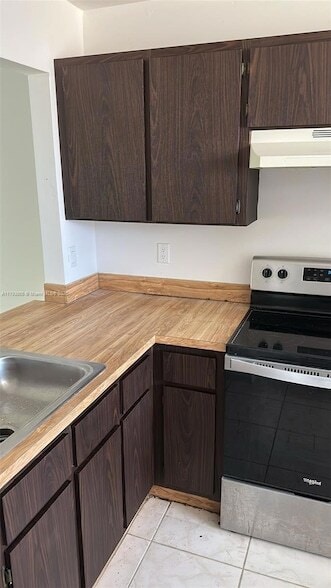 Foto del edificio - 861 NE 209th Terrace