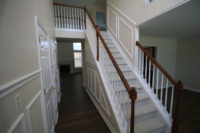 Photo - Willow Bend Home. 1st Floor Primary Bedroo...