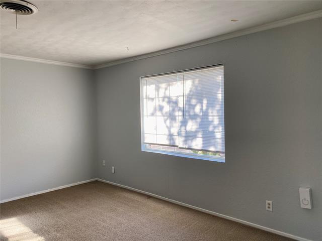 Building Photo - 2410 Hollis Dr